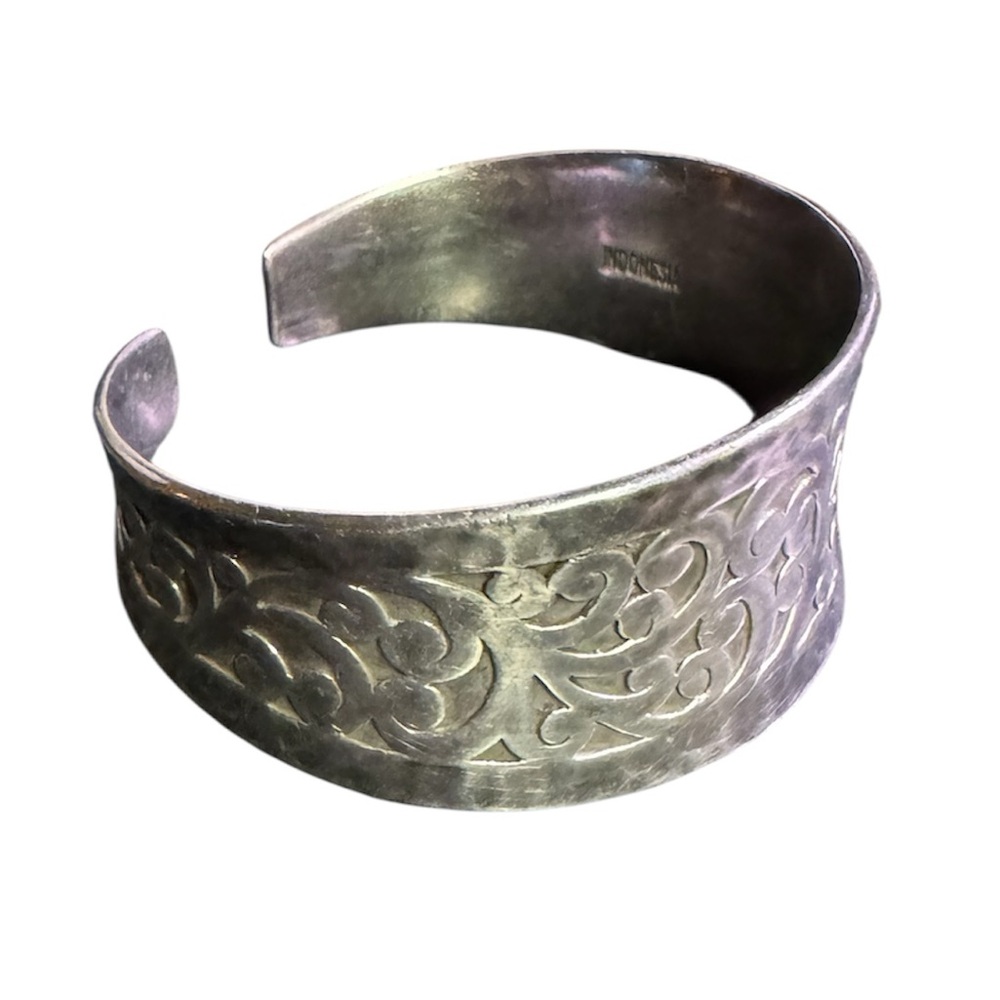 Lois Hill 925 Silver Scroll Cuff Bracelet Heavy Hammered Sterling